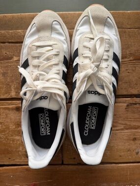 adidas Retro Runner Sneakers in White and Black with Cream Suede
